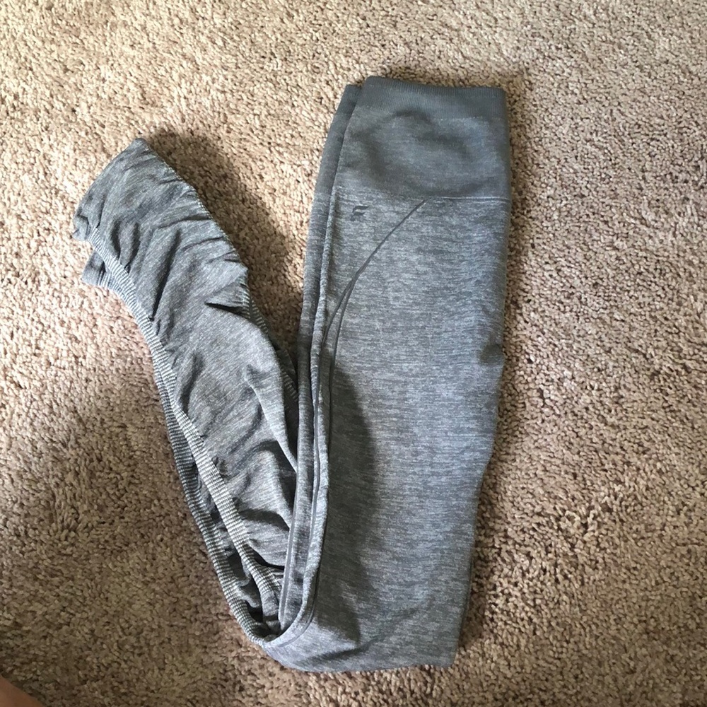 Fabletics - Grey, high-wasted work out leggings